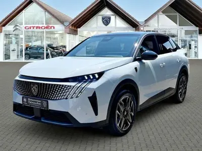 Neu Peugeot 3008 GT 136 PS (100 kW) 2025 Weiß SUV