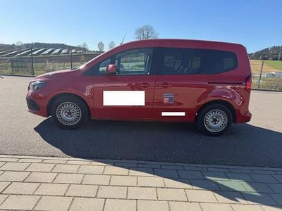 Usata Mercedes T180 Progressive 116 CV (85 kW) 2022 Rosso Monovolume