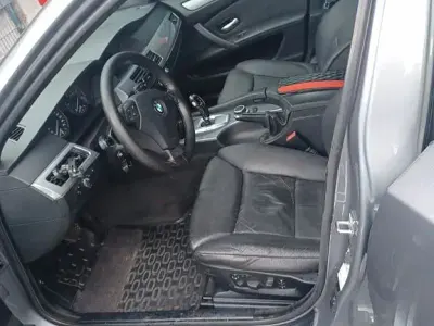 Gebraucht BMW 530 235 PS (172 kW) 2008 Grün Limousine
