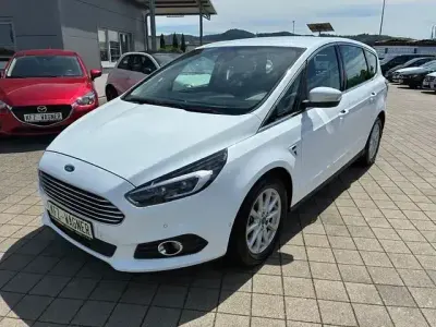 Gebraucht Ford S-MAX Titanium 180 PS (132 kW) 2016 Frostweiß Van / Kleinbus