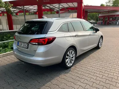 Gebraucht Opel Astra Innovation 136 PS (100 kW) 2016 Grau Kombi