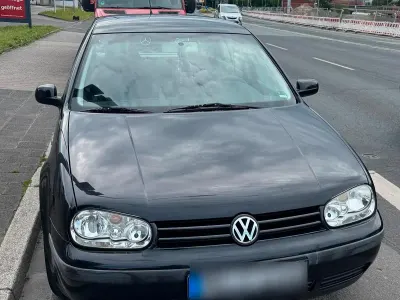 Gebraucht VW Golf IV 2003 Schwarz Limousine