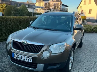 Gebraucht Skoda Yeti 110 PS (80 kW) 2013 Braun SUV