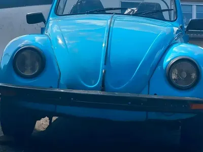 Gebraucht VW Käfer 34 PS (25 kW) 2026 Blau Cabrio