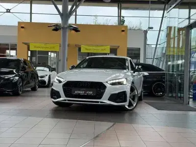 Gebraucht Audi A5 S-Line 204 PS (150 kW) 2023 Gletscherweiß metallic Coupé
