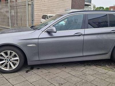 Second-hand BMW 530 Sport Line 245 CP (180 kW) 2010 Gri Break