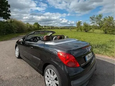 Gebraucht Peugeot 207 CC 120 PS (88 kW) 2008 Schwarz Cabrio
