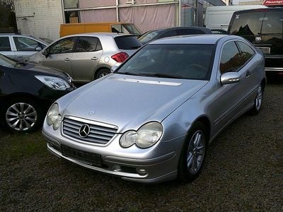 Gebraucht Mercedes C200 163 PS (119 kW) 2003 Silber