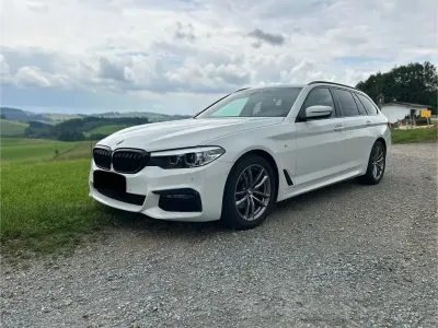 Gebraucht BMW 520 M Sport 190 PS (139 kW) 2020 Weiß Kombi