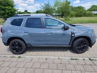 Gebraucht Dacia Duster Extreme 150 PS (110 kW) 2022 Grau SUV