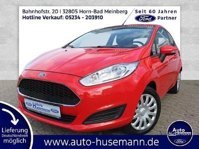Gebraucht Ford Fiesta Trend 60 PS (44 kW) 2017 Rot Limousine