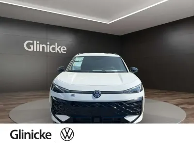 Neu VW T-Roc Cabriolet R-line 150 PS (110 kW) 2026 Pure white uni SUV