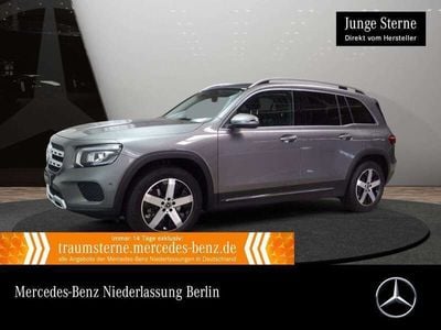 Mercedes GLB220