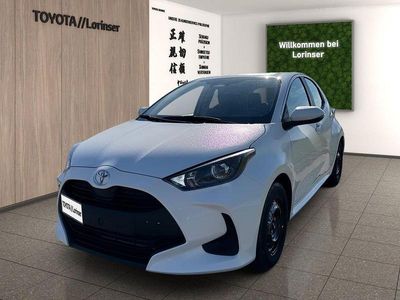 Neu Toyota Yaris Hybrid Business Edition 117 PS (86 kW) 2026 Weiß Limousine