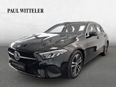 Gebraucht Mercedes A180 Advanced 136 PS (100 kW) 2025 Lack kosmosschwarz Limousine