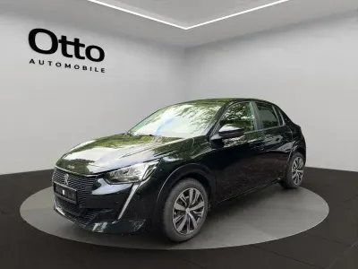 Gebraucht Peugeot e-208 Active 100 kW (136 PS) 2022 Schwarz Kleinwagen