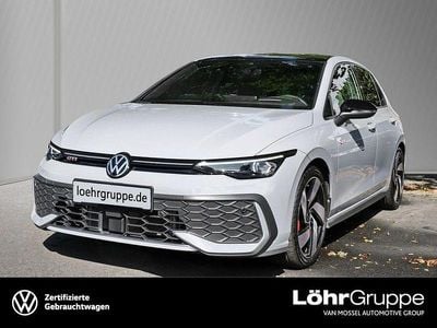 Mondsteingrau Gebraucht 2024 VW Golf Style Limousine | 34.990 € (Guter Preis)