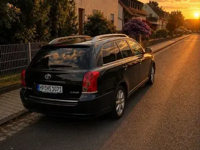 Gebraucht Toyota Avensis 116 PS (85 kW) 2005 Schwarz Kombi