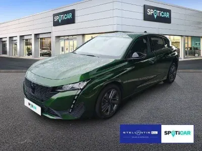 Gebraucht Peugeot 308 Active 136 PS (100 kW) 2024 Grün Limousine