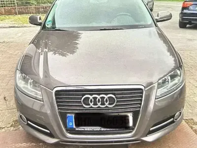 Używany Audi A3 Attraction 125 KM (91 kW) 2011 Szary Hatchback