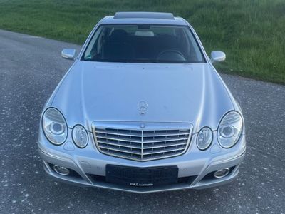 Mercedes E200
