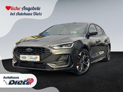 Magneticgrau (metallic) Gebraucht 2024 Ford Focus ST-Line X Kleinwagen | 29.990 € (Teuer)