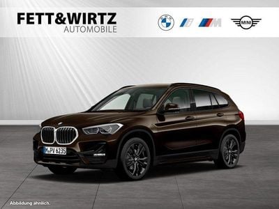 Sparkling braun Gebraucht 2022 BMW X1 Sport Line SUV | 25.900 € (Guter Preis)
