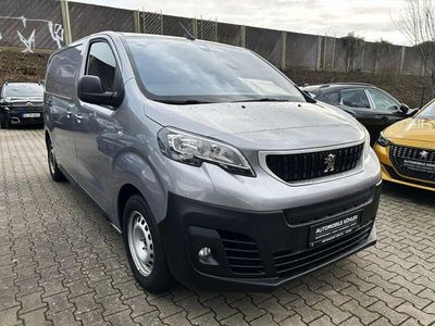 Gebraucht Peugeot e-Expert Avantage 100 kW (136 PS) 2020 Silber Van