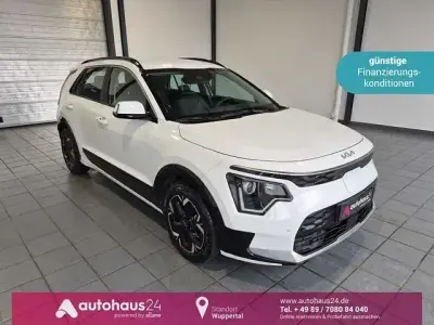 Gebraucht Kia e-Niro Vision 150 kW (204 PS) 2023 Weiß SUV