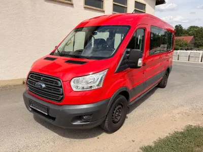 Gebraucht Ford Transit Trend 105 PS (77 kW) 2017 Rot Van