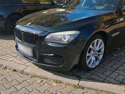 BMW 740