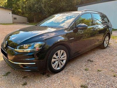Second-hand VW Golf VII Comfortline 110 CP (80 kW) 2018 Negru Break