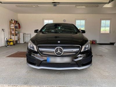 Mercedes CLA45 AMG