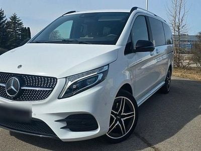 Usata Mercedes V300 AMG 237 CV (174 kW) 2022 Bianco Monovolume