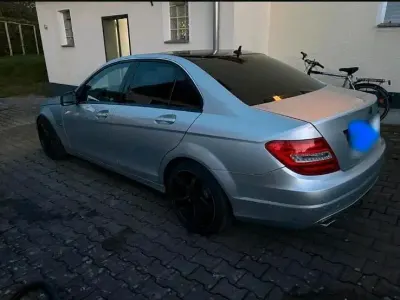 Gebraucht Mercedes C220 170 PS (125 kW) 2011 Silber Limousine