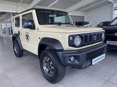 Gebraucht Suzuki Jimny Comfort 102 PS (75 kW) 2019 Chiffon ivory/bluish black pea (metallic) SUV
