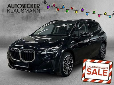 Schwarz Gebraucht 2024 BMW 220 Active Tourer Luxury Line Van / Kleinbus | 44.490 €
