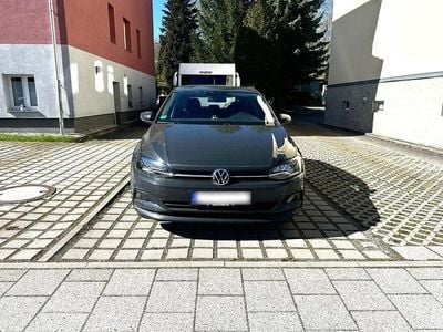 Usata VW Polo Comfortline 95 CV (69 kW) 2021 Grigio Utilitaria