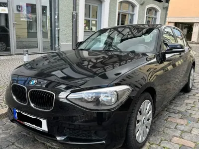 Gebraucht BMW 116 136 PS (100 kW) 2011 Schwarz Kleinwagen