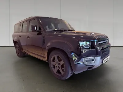 Usata Land Rover Defender SE Dynamic 304 CV (223 kW) 2024 Nero SUV