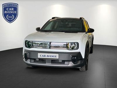 Weiß (arktisweiß, black pearlschwarz metalli) Gebraucht 2025 Renault 4 E-Tech Komfort SUV | 37.100 € (Etwas zu teuer)