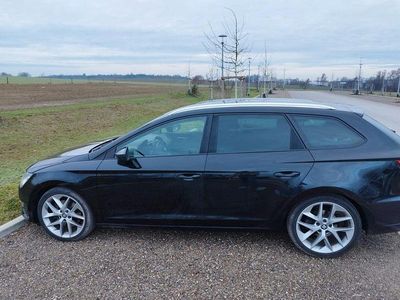 Schwarz Gebraucht 2014 Seat Leon ST FR Kombi | 12.000 € (Fairer Preis)