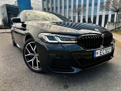 Second-hand BMW 545e M Sport 394 CP (289 kW) 2021 Albastru Berlinǎ