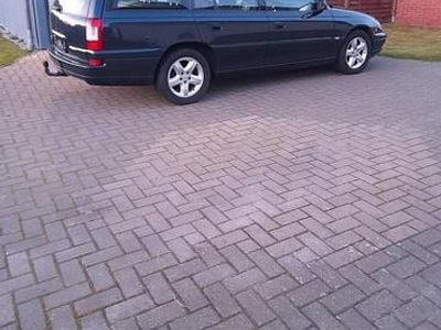 Opel Omega
