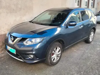 Gebraucht Nissan X-Trail 360º 131 PS (96 kW) 2015 Blau SUV