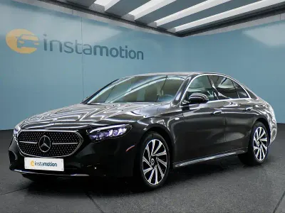 Gebraucht Mercedes E300 204 PS (150 kW) 2025 Grau Limousine