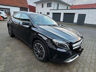 Mercedes GLA200