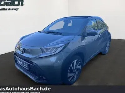 Gebraucht Toyota Aygo X X-plore 72 PS (52 kW) 2023 Grün SUV