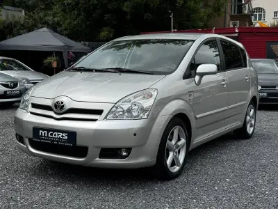 Gebraucht Toyota Corolla Verso Edition 129 PS (94 kW) 2005 Silber Van / Kleinbus