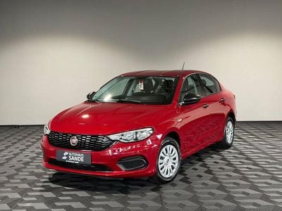 Gebraucht Fiat Tipo Pop 95 PS (69 kW) 2017 Rot Limousine